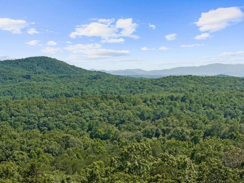 Natural landscape and outdoor views near in Morganton (Image 48). Natural landscape and outdoor views near in Morganton (Image 48).