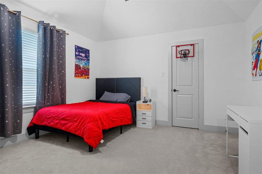 Furnished interior view inside a new home in Birdsong, Mansfield (Image 31).