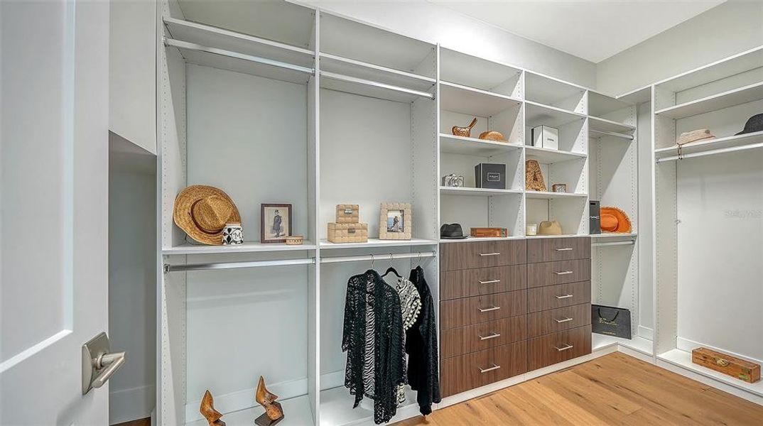 Furnished interior view inside a new home in , Bradenton (Image 13).