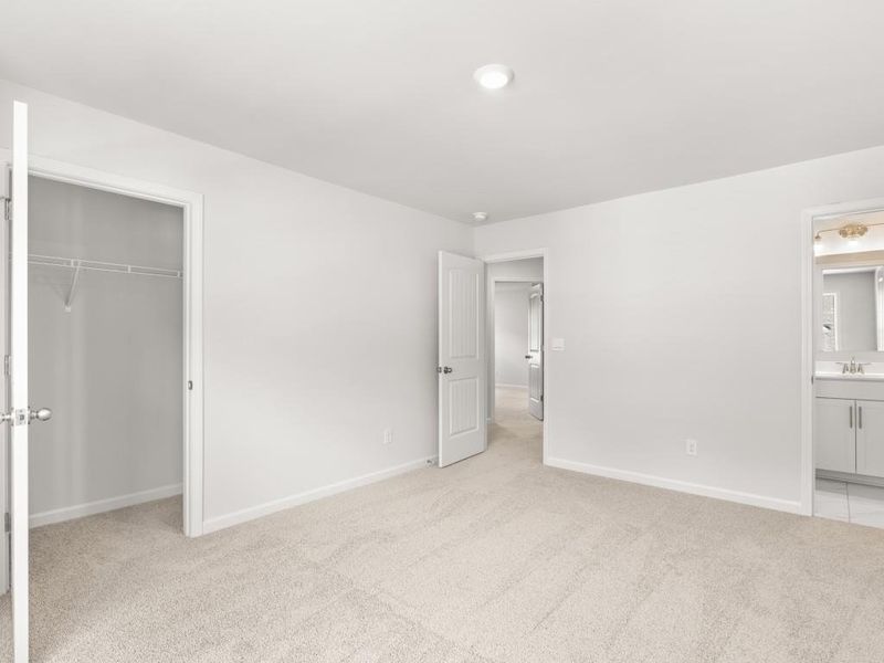 Spacious, unfurnished interior of a new home in Butner Estates, College Park (Image 47).
