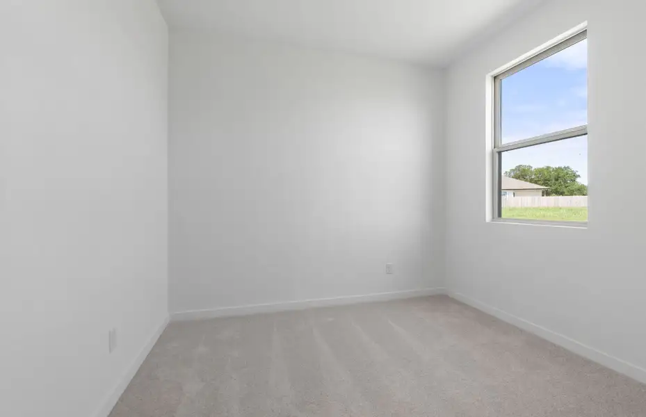 Spacious, unfurnished interior of a new home in County View, Temple (Image 28).