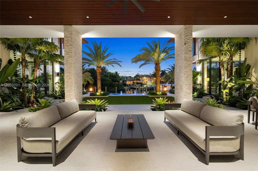 Community amenities in , Coral Gables (Image 52).