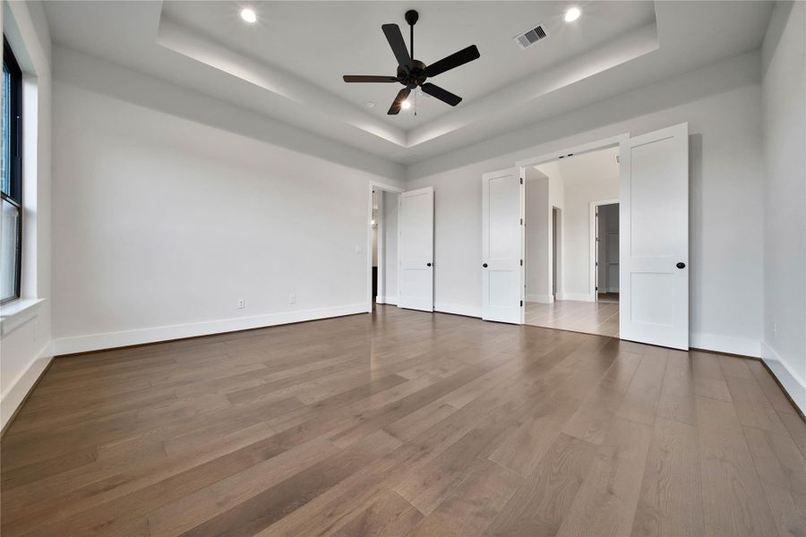 Spacious, unfurnished interior of a new home in High Meadow Estates, New Waverly (Image 34).