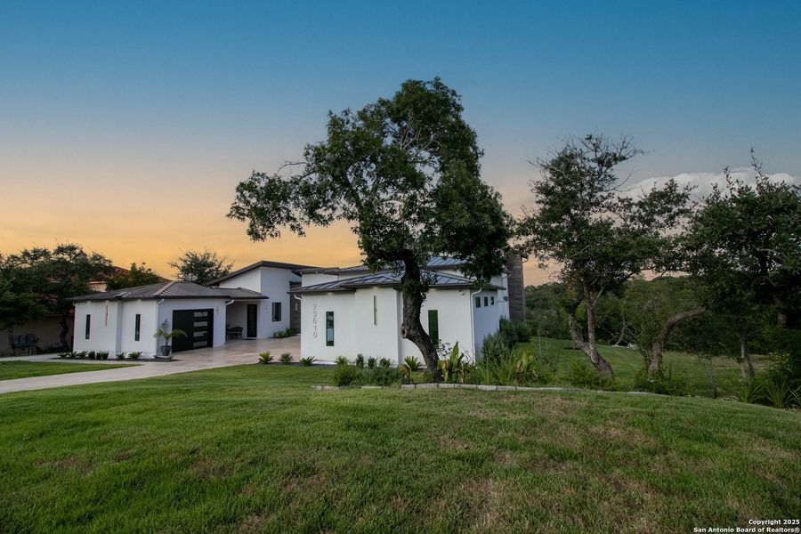 Front exterior of a new home in , San Antonio, TX, highlighting curb appeal (Image 25). Front exterior of a new home in , San Antonio, TX, highlighting curb appeal (Image 25).