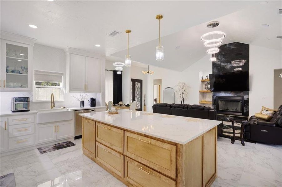 Furnished interior view inside a new home in , Pittsburg (Image 13).