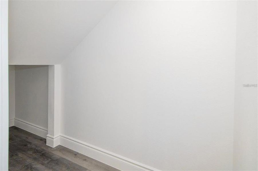 Spacious, unfurnished interior of a new home in , Davenport (Image 33).