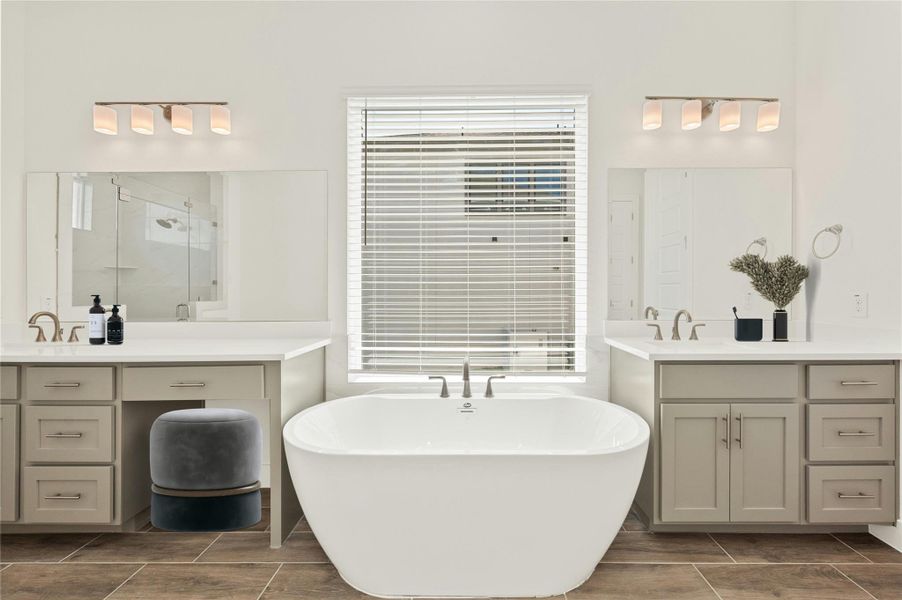 Furnished interior view inside a new home in Rough Hollow, Lakeway (Image 13). Furnished interior view inside a new home in Rough Hollow, Lakeway (Image 13).