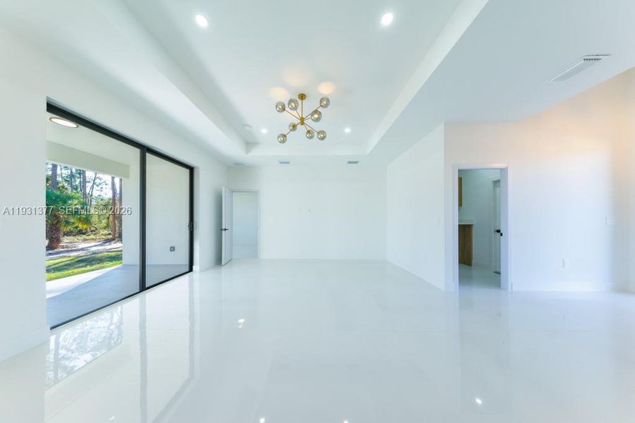 Spacious, unfurnished interior of a new home in , Lehigh Acres (Image 22).