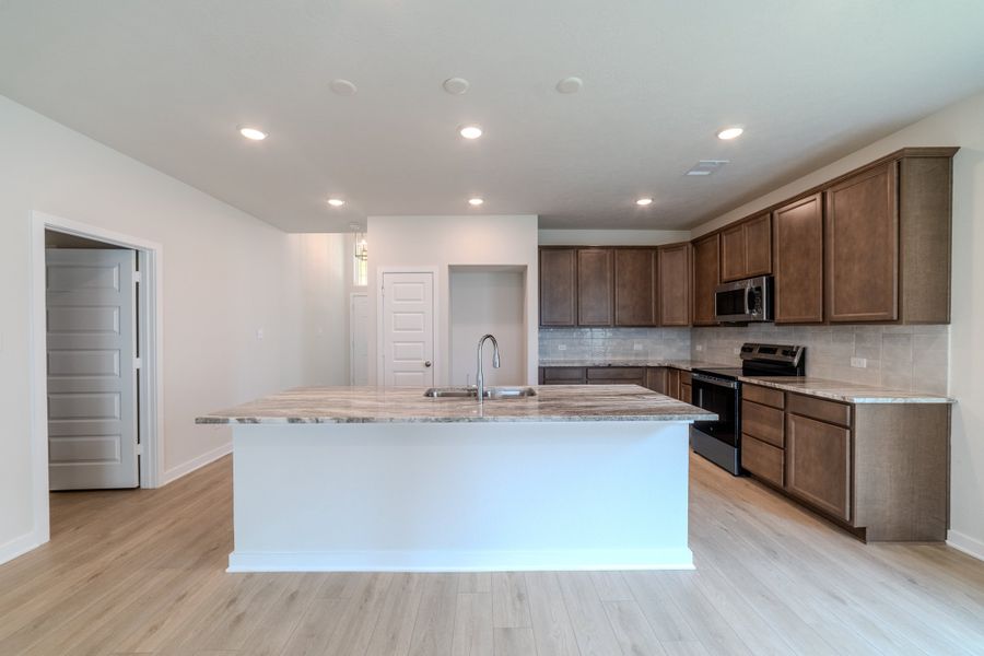 Furnished interior view inside a new home in Pleasant Hill, Bryan (Image 4).