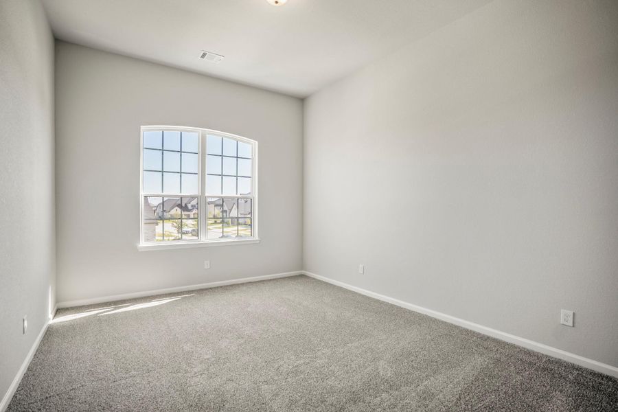 Spacious, unfurnished interior of a new home in Jordan Ranch 70' Lots, Fulshear (Image 41).