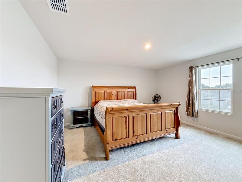Furnished interior view inside a new home in , Sumterville (Image 31).