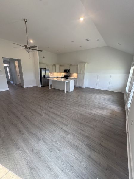 Spacious, unfurnished interior of a new home in Rookers Bend, Smyrna (Image 13).