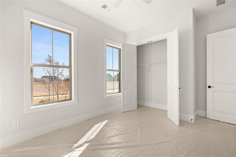 Spacious, unfurnished interior of a new home in Horizon at Laurel Canyon, Canton (Image 48).