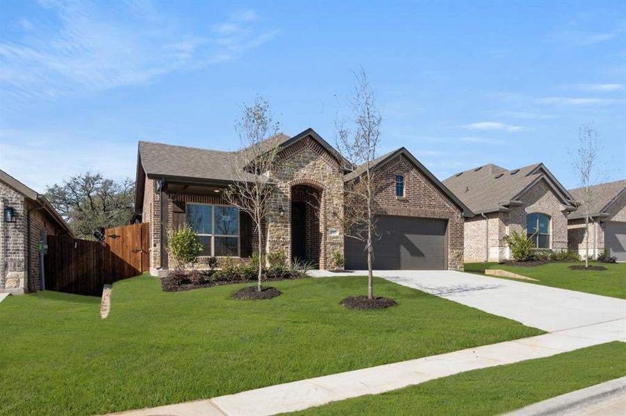 517 Waterford Park- Front-2