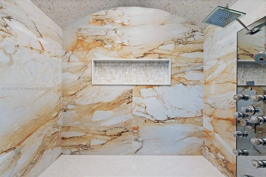 Image 34 of a home in .