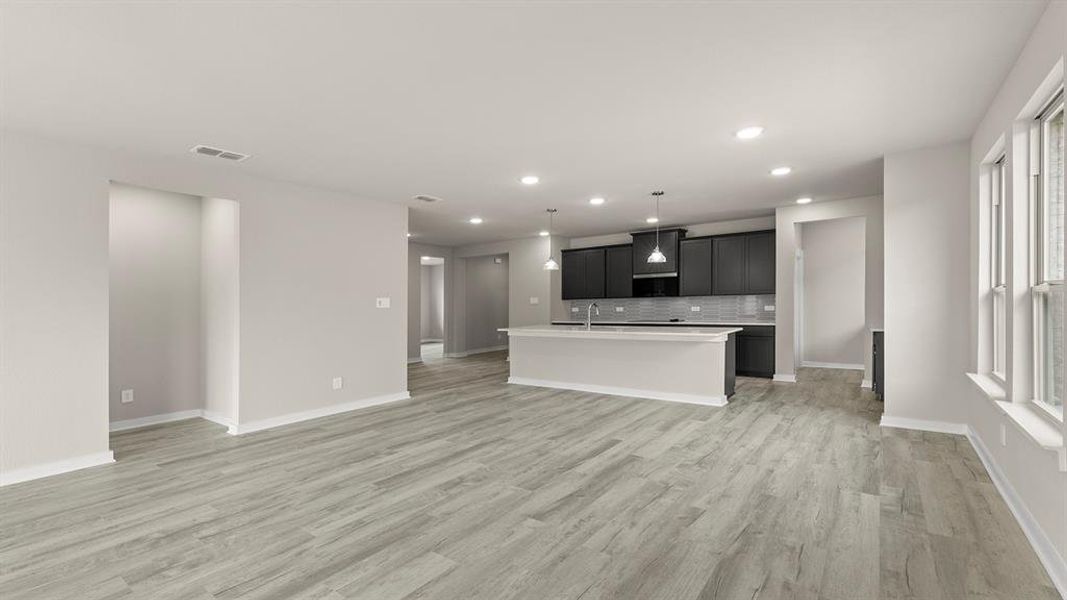 14. 1101 Rushing - Dining (2)