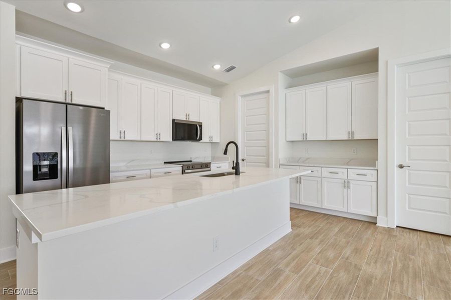 Furnished interior view inside a new home in Cape Coral, Cape Coral (Image 8).