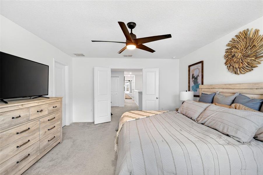 Furnished interior view inside a new home in , Ocala (Image 15).
