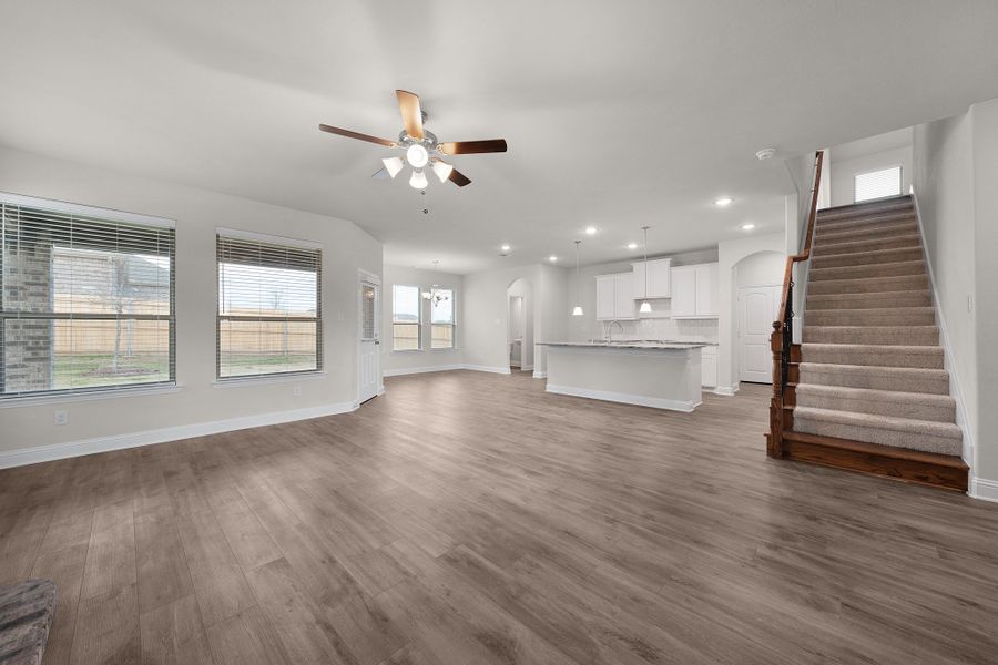 Spacious, unfurnished interior of a new home in Summerwood, Red Oak (Image 23).