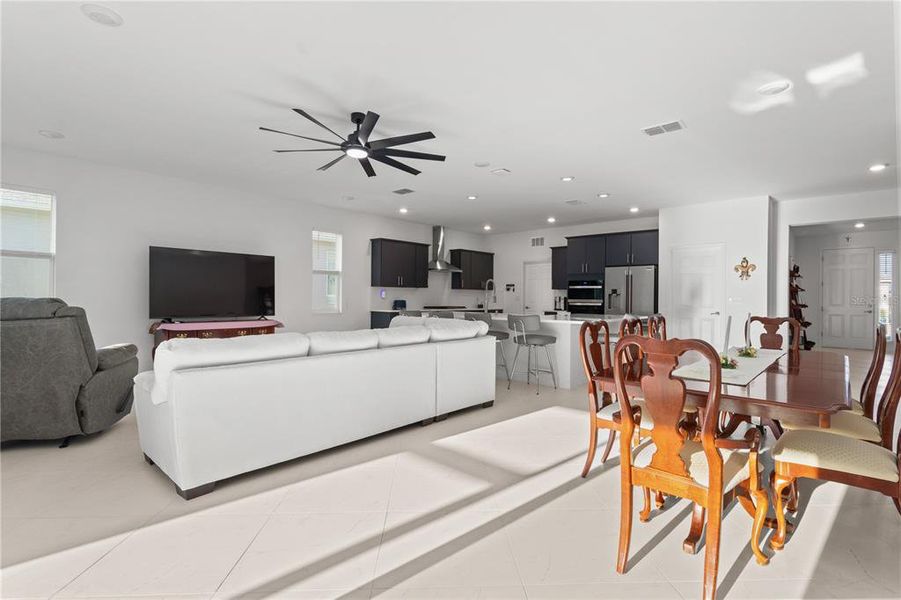 Furnished interior view inside a new home in , Ocala (Image 25).