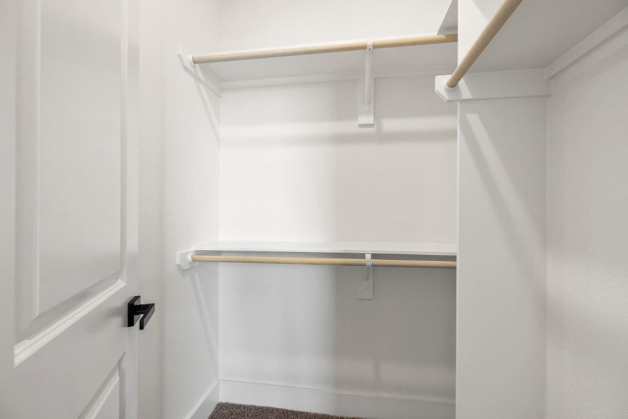 Spacious, unfurnished interior of a new home in , Houston (Image 25).