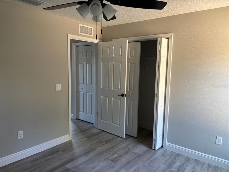 Spacious, unfurnished interior of a new home in , Citrus Springs (Image 32).