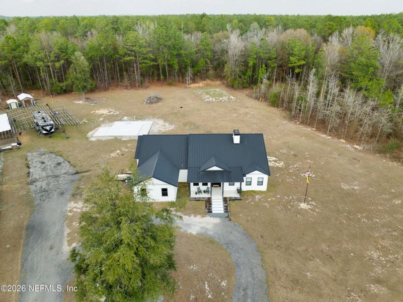 Image 88 of a home in .