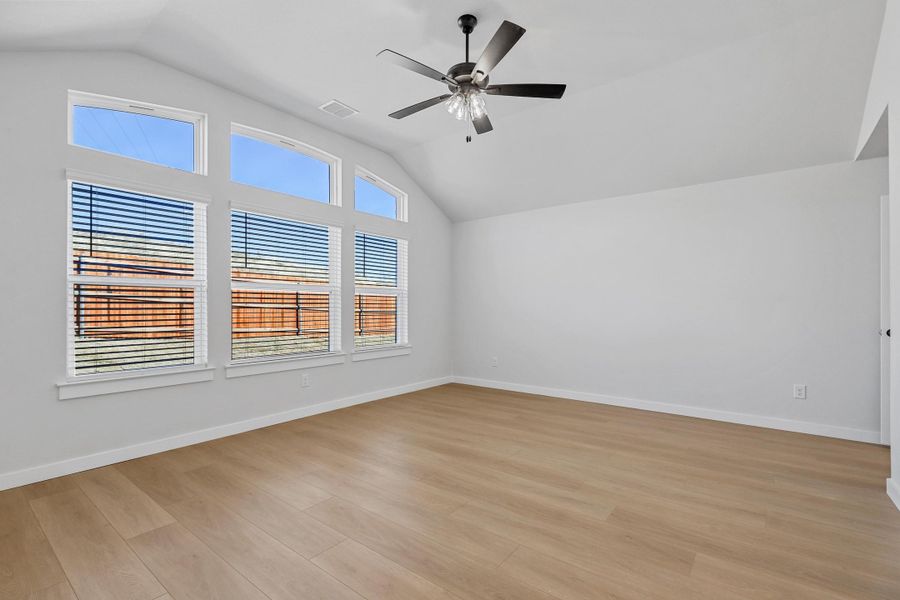 Representative unfurnished interior of a home built from the Iverson I by Cheldan Homes in Pitcock Addition, Graham (Image 55).