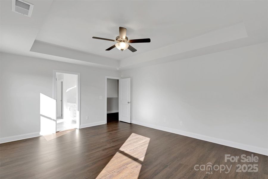 Spacious, unfurnished interior of a new home in , Lincolnton (Image 20).