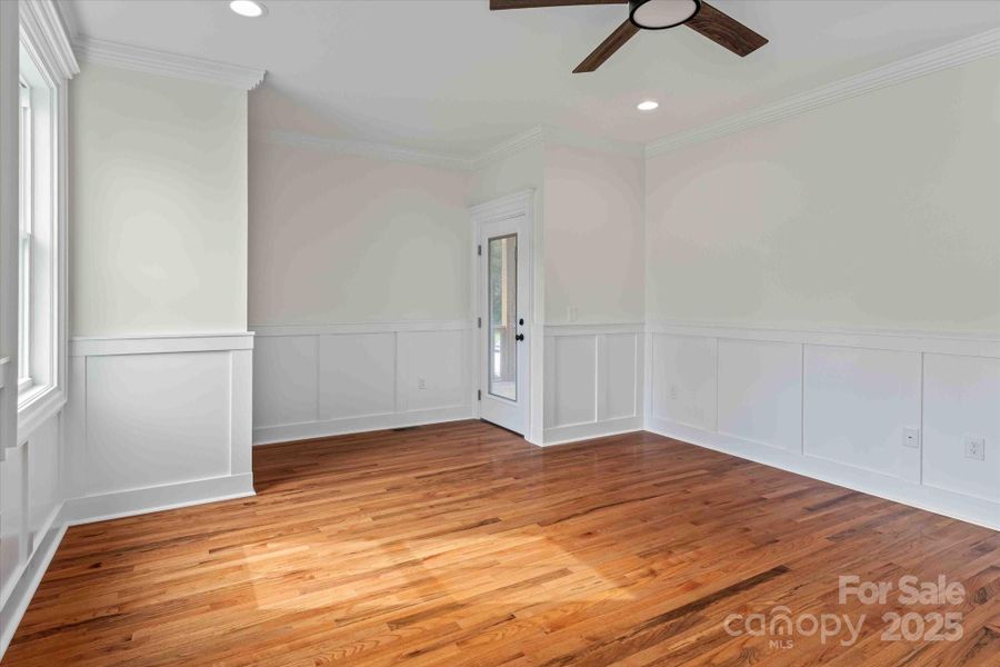 Image 37 of a home in .