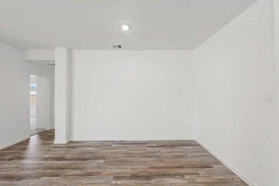 Spacious, unfurnished interior of a new home in Grand Pines, Magnolia (Image 10).