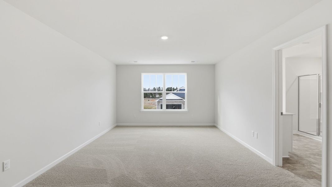 Spacious, unfurnished interior of a new home in Spring Ridge, Anderson (Image 34).