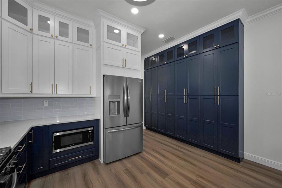 Furnished interior view inside a new home in , Tarpon Springs (Image 12). Furnished interior view inside a new home in , Tarpon Springs (Image 12).