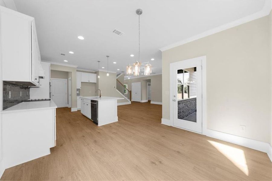 Image 50 of a home in .