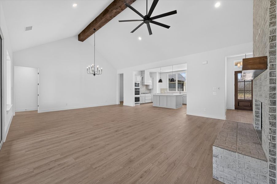 Spacious, unfurnished interior of a new home in Paloma Ranches, Justin (Image 21).
