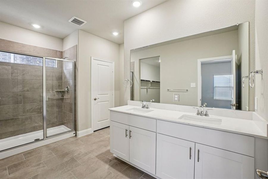 Photo is not of the actual home, but is an inspirational photo of builder’s model home and may depict options, furnishings, and/or decorator features that are not included. Photo is not of the actual home, but is an inspirational photo of builder’s model home and may depict options, furnishings, and/or decorator features that are not included.