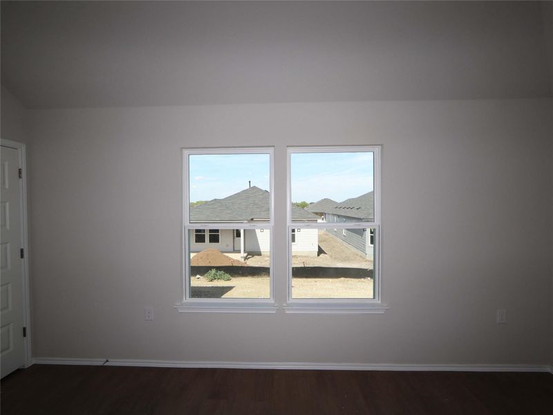 Image 15 of a home in Marble Creek Crossing.