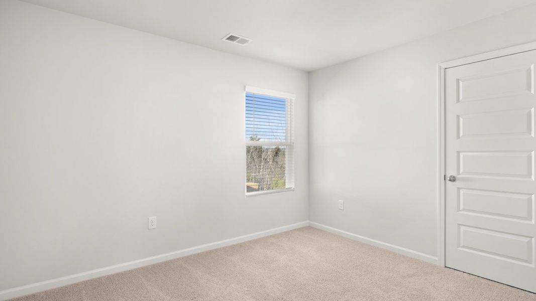 Spacious, unfurnished interior of a new home in Captain's Corner, Grovetown (Image 20).
