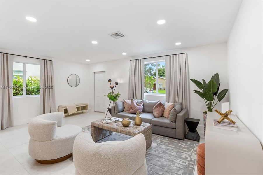 Furnished interior view inside a new home in , Fort Lauderdale (Image 12).