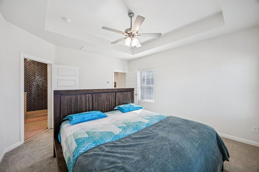 Furnished interior view inside a new home in , Euless (Image 11).