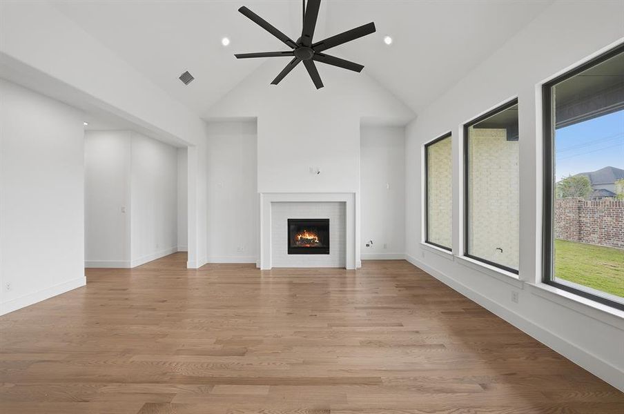 Spacious, unfurnished interior of a new home in Estates at Rockhill, Frisco (Image 38).