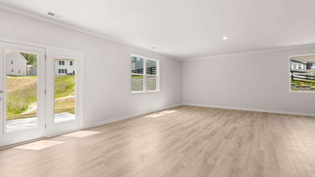 Spacious, unfurnished interior of a new home in Northwoods at Mirror Lake, Villa Rica (Image 12).