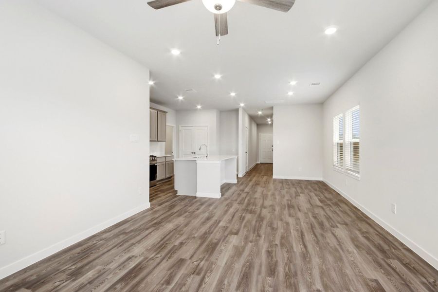 Spacious, unfurnished interior of a new home in Maple Woods, Hockley (Image 13).