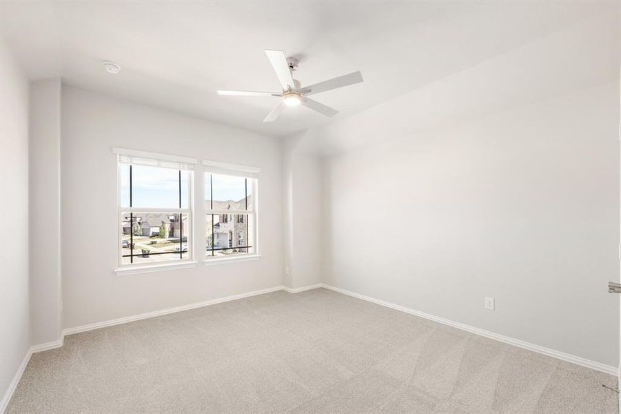 Spacious, unfurnished interior of a new home in Creekview Meadows, Pilot Point (Image 26).