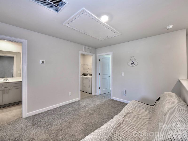 Spacious, unfurnished interior of a new home in , Monroe (Image 21).