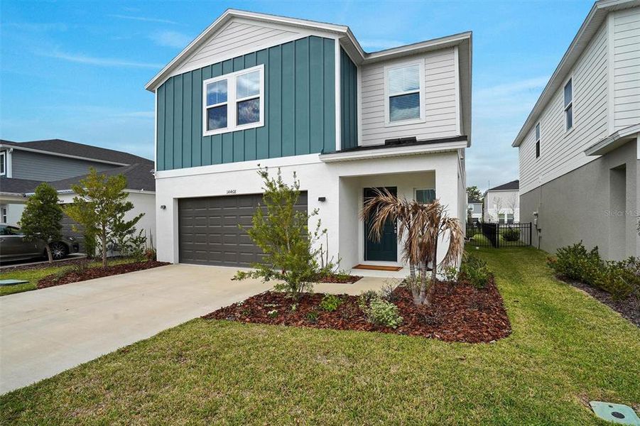 Front exterior of a new home in , Riverview, FL, highlighting curb appeal (Image 21).