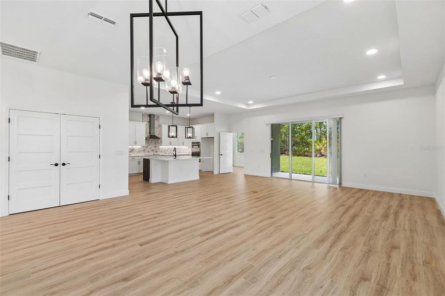 Spacious, unfurnished interior of a new home in Royal Highlands, Spring Hill (Image 23).