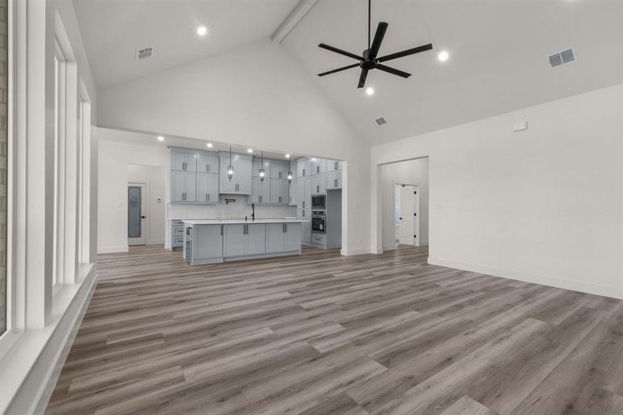 Spacious, unfurnished interior of a new home in , Springtown (Image 16).