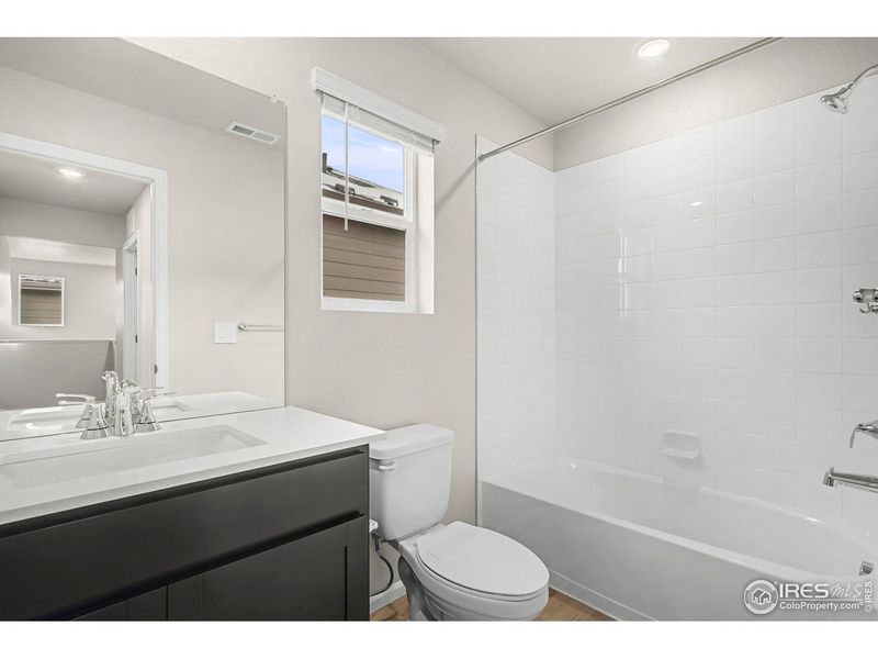 Furnished interior view inside a new home in Lake Bluff, Greeley (Image 6).