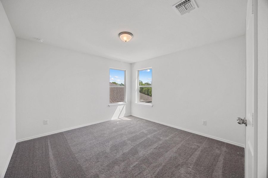 Spacious, unfurnished interior of a new home in Overlook Ranch, Georgetown (Image 24). Spacious, unfurnished interior of a new home in Overlook Ranch, Georgetown (Image 24).